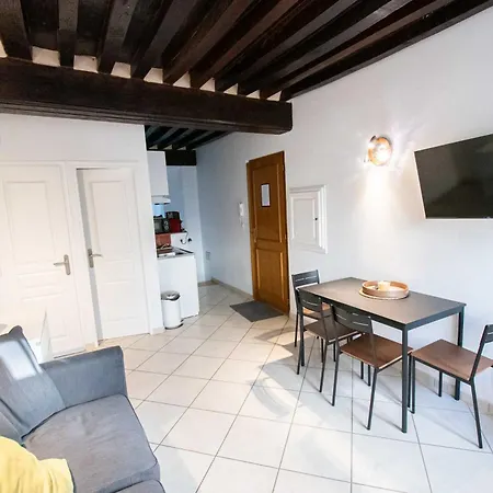 Residence Le Zola Compose De 3 Appartements Distincts En Hyper Centre De Dijon Avec Wifi Exterior foto