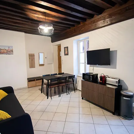 Residence Le Zola Compose De 3 Appartements Distincts En Hyper Centre De Dijon Avec Wifi Exterior foto