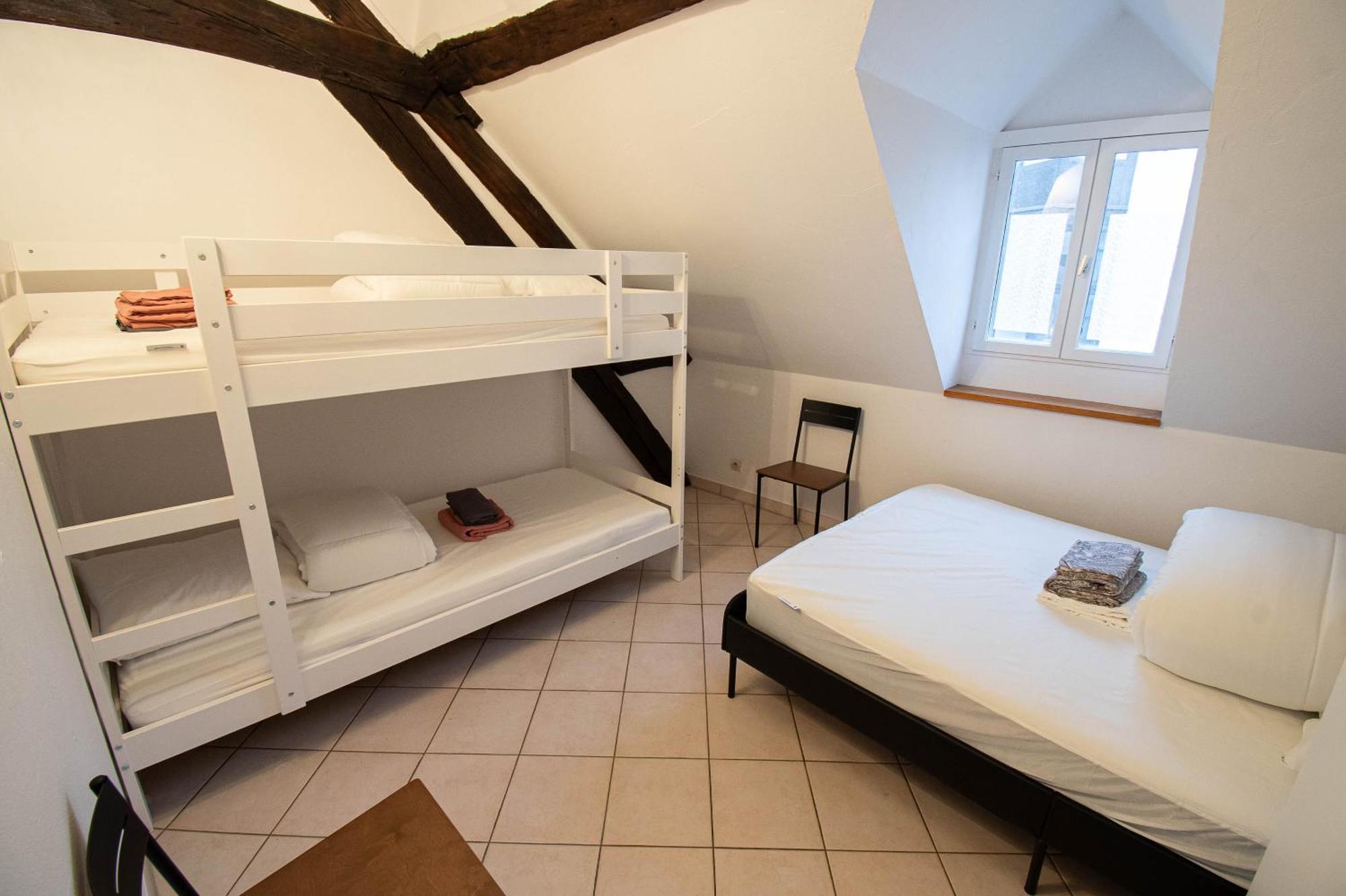 Le Zola Compose De 3 Distincts En Hyper Centre De Avec Wifi Apartment Dijon