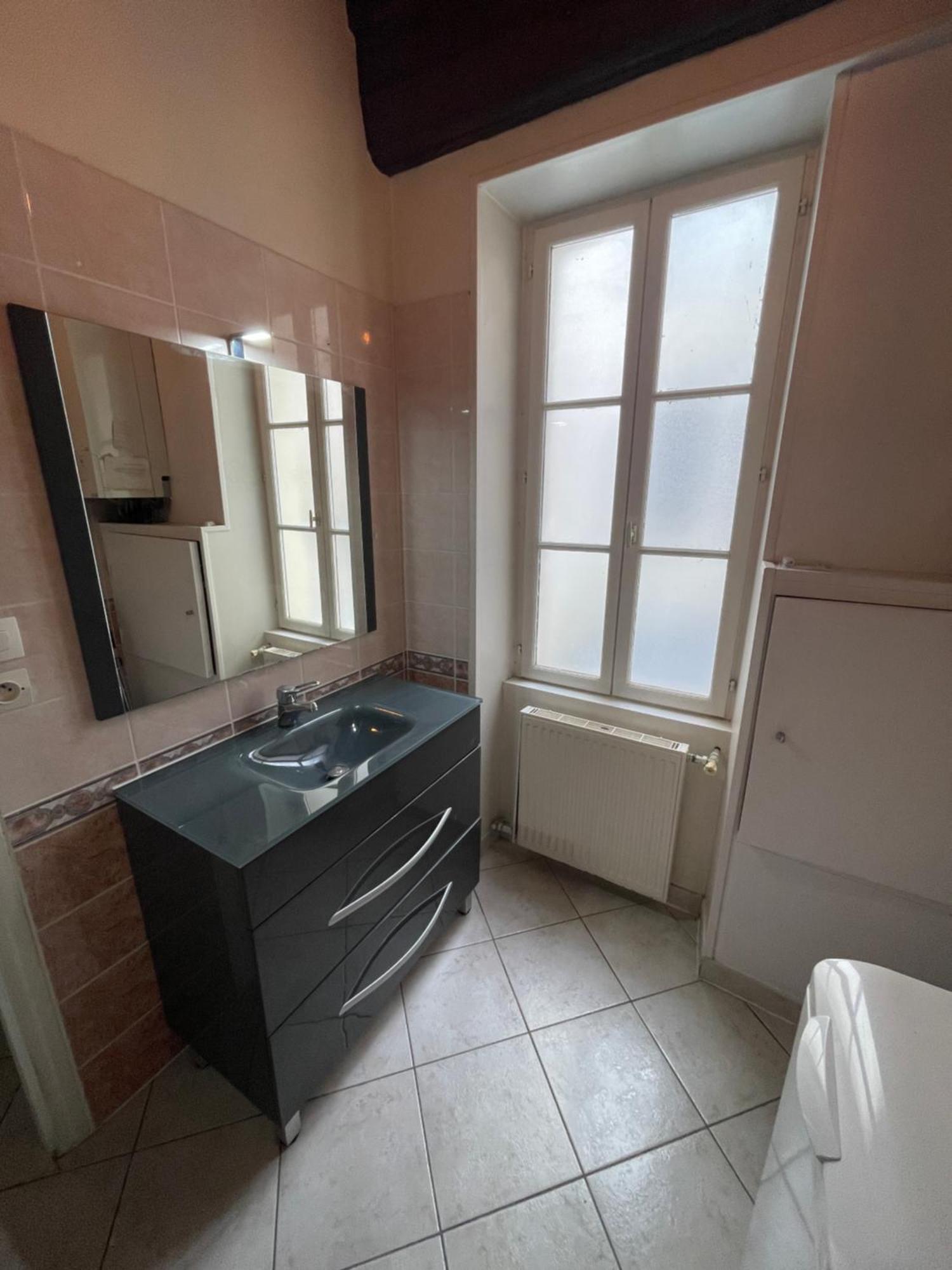 Apartment Le Zola Compose De 3 Distincts En Hyper Centre De Avec Wifi Dijon